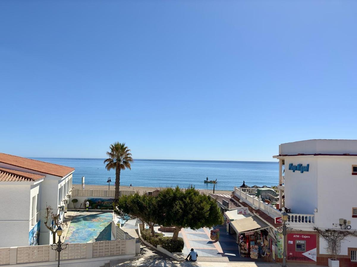 Hotel Cabello توريمولينوس المظهر الخارجي الصورة